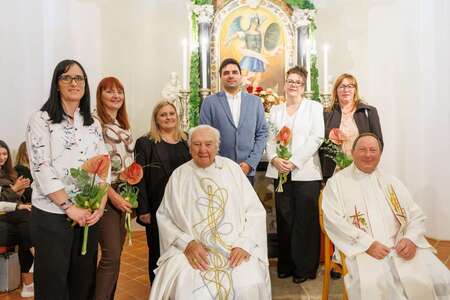 Blagoslov prenovljene cerkve sv. Mihaela na Dolnjem Zemonu  (2)